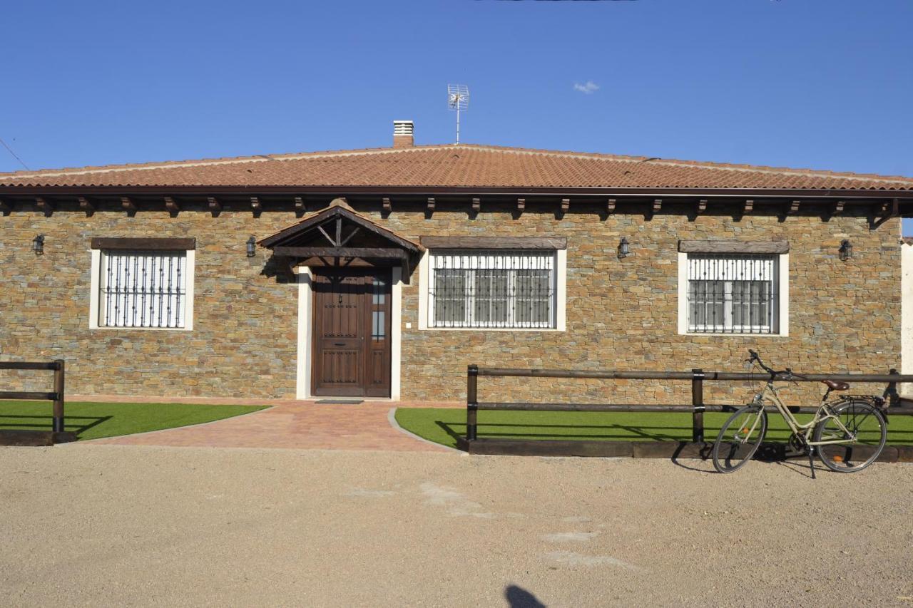 El Capricho De Los Carrascos Juarros de Voltoya Exterior photo